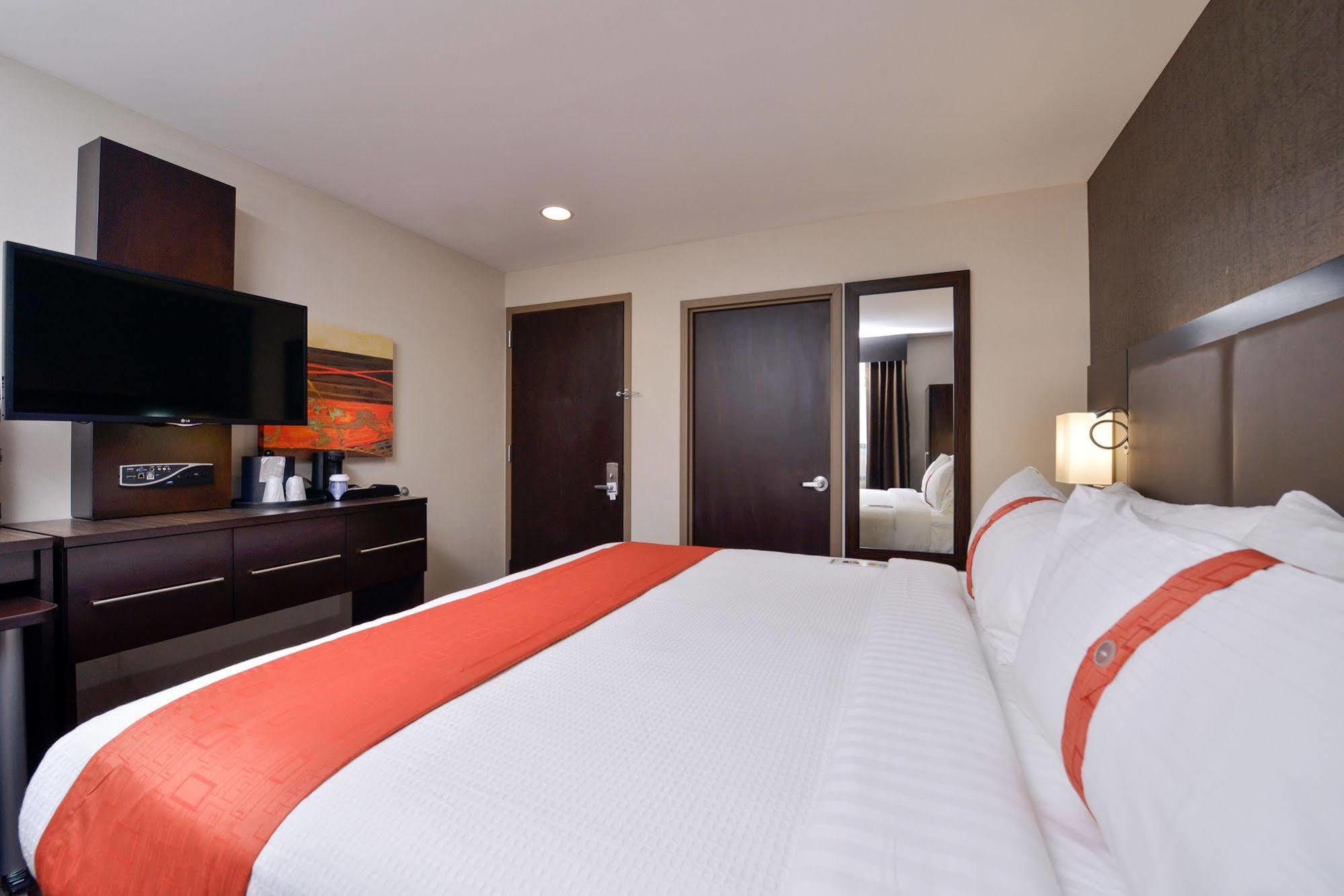 Holiday Inn New York-Jfk Airport Area, An Ihg Hotel Εξωτερικό φωτογραφία